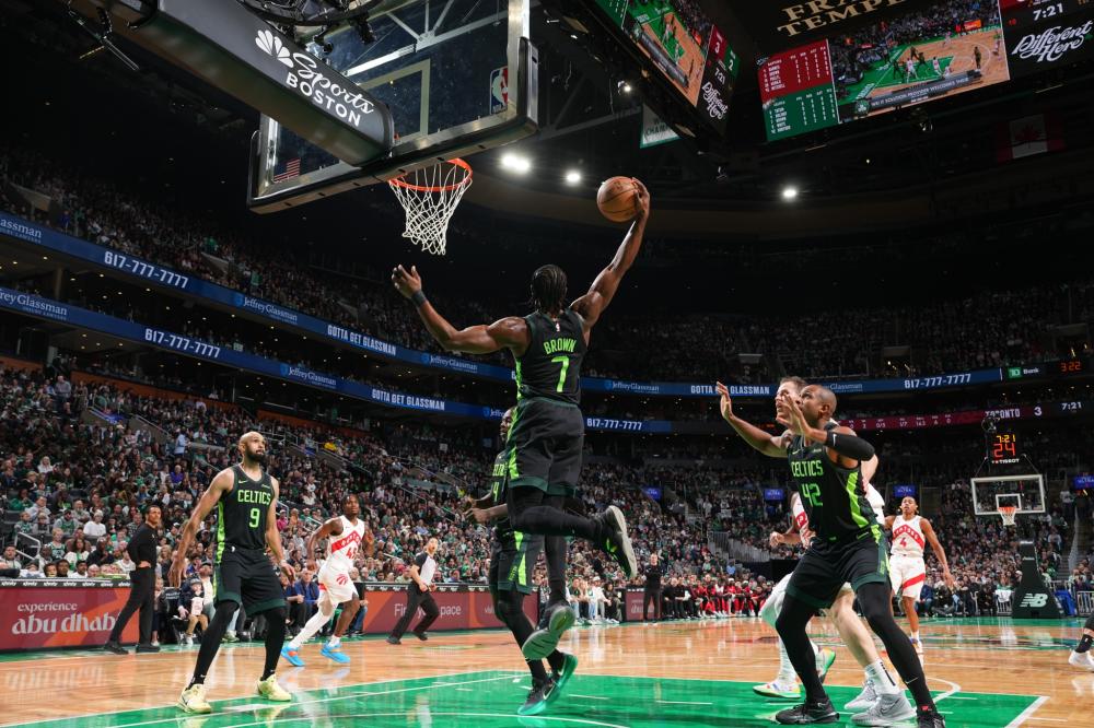 不论是篮下 不论是篮下